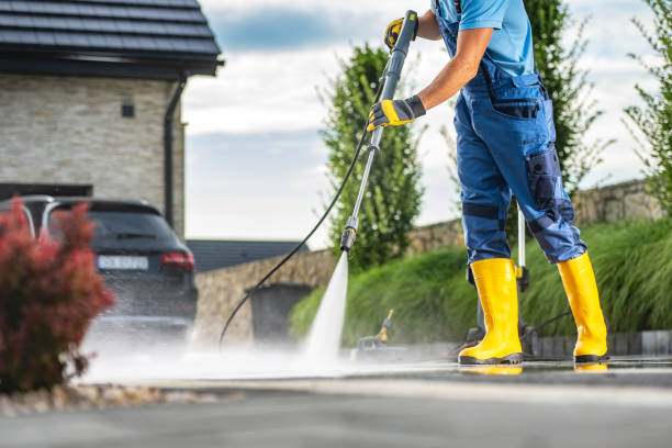 Best Parking Lot and Garage Cleaning  in Breinigsville, PA